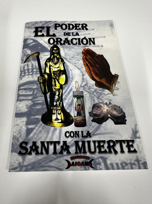 El poder de la oración con la santa muerte